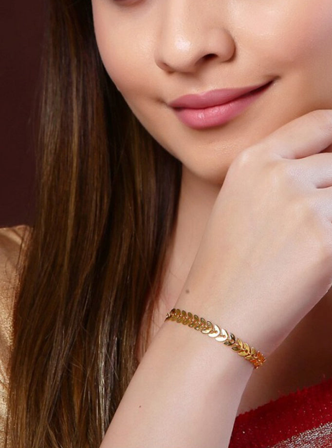 Elegant Laurel Leaf Bracelet