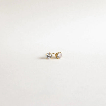 Classic Round Brilliant Stud Earrings