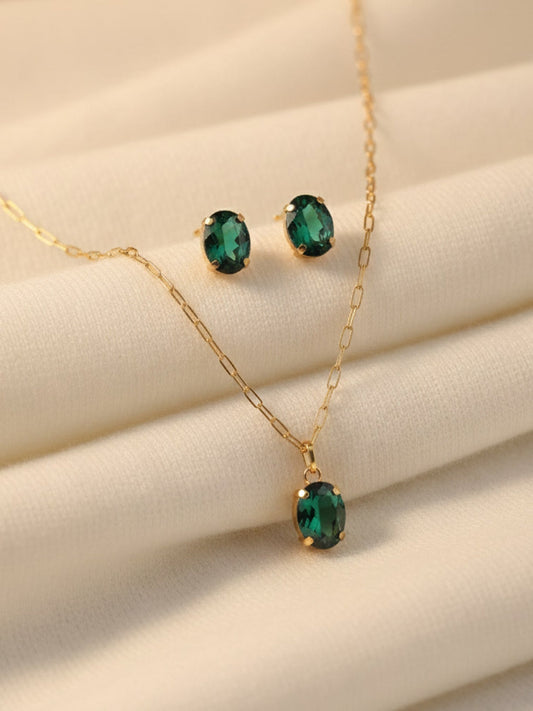 Emerald Green Oval Solitaire Set